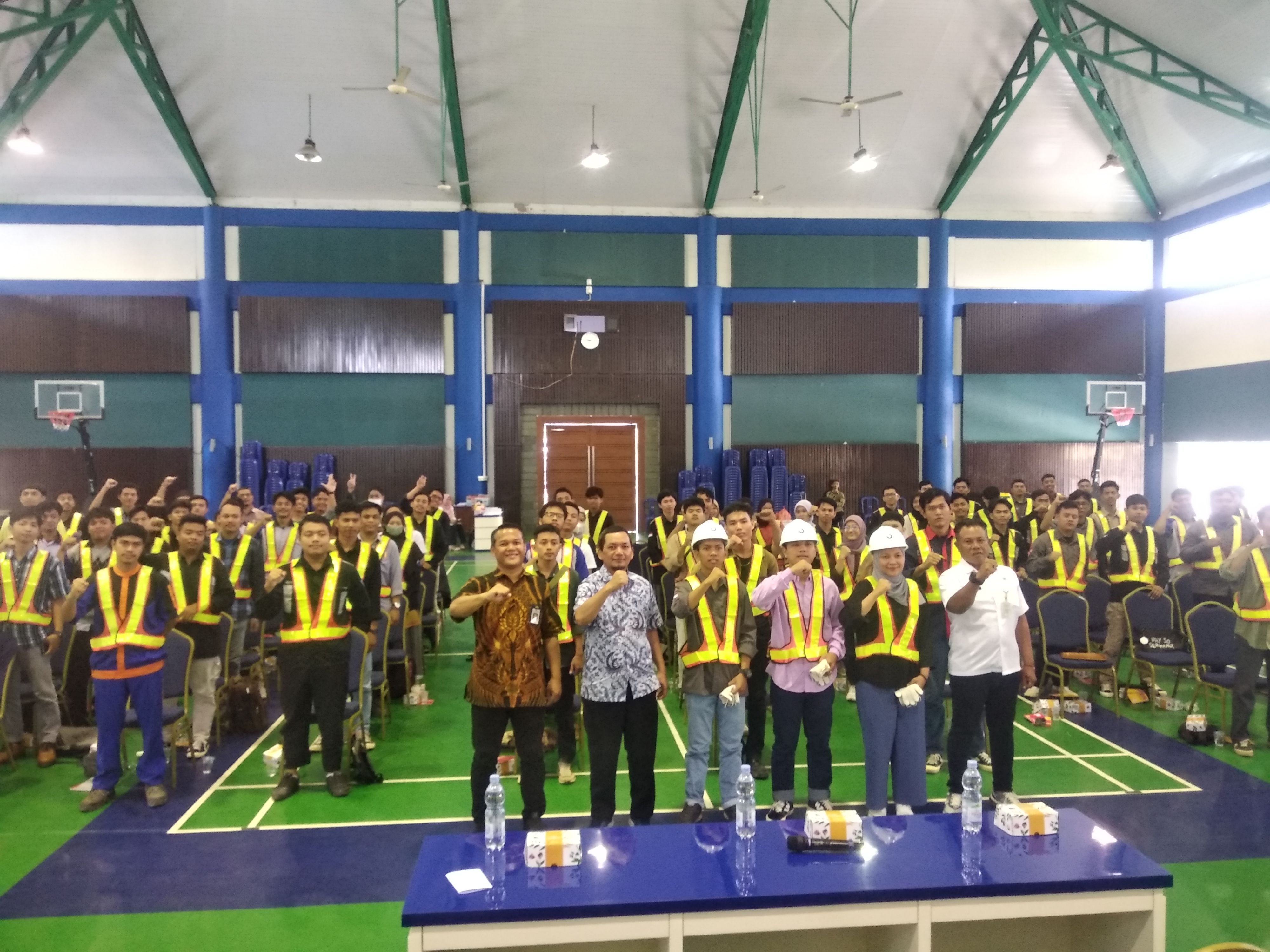 Polman Negeri Babel, Adakan Pembekalan dan Uji Sertifikasi Program Vokasional dalam Bidang Konstruksi