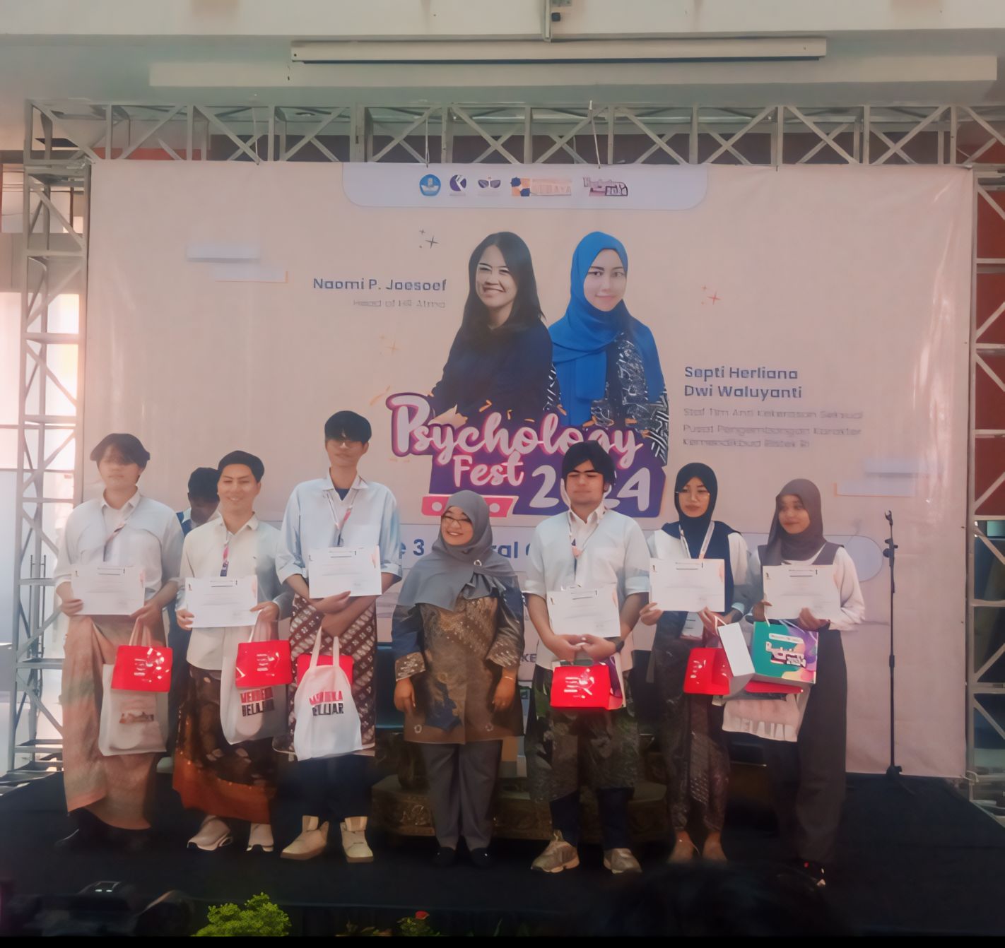 In the 2024 Psychology Fest Competition, Babel State Polman Students Won First Place