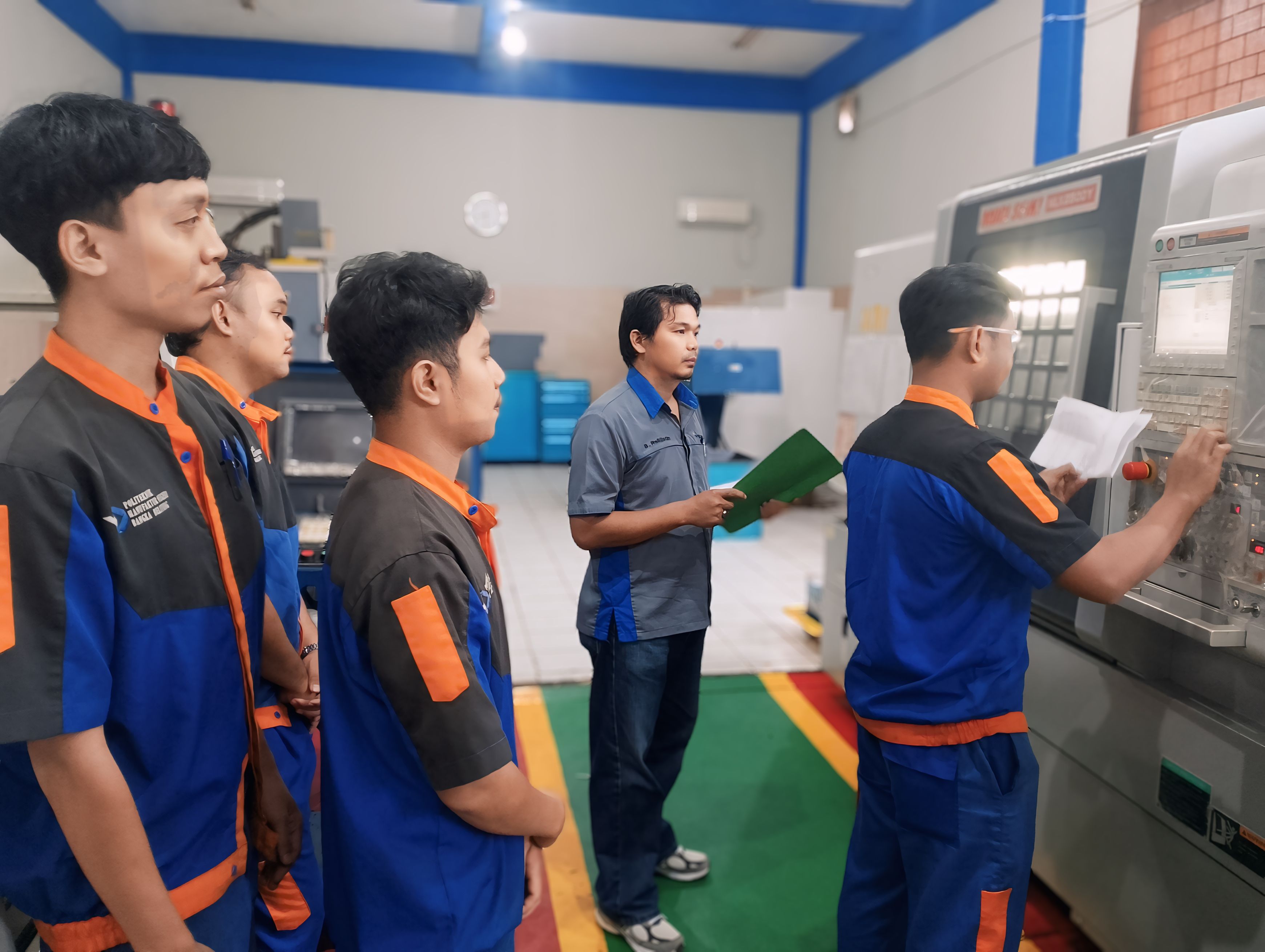 Sertifikasi CNC, Menyiapkan Mahasiswa Jurusan Teknik Mesin untuk Dunia Manufaktur