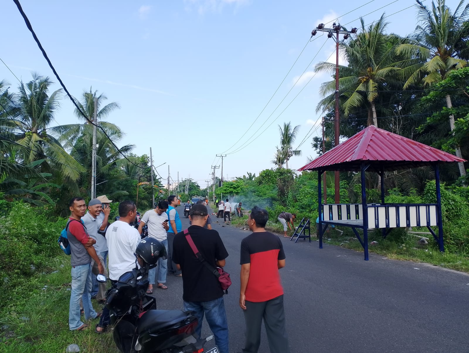 Kolaborasi Bersama, Polman Negeri Babel, Warga, dan PT Timah Gelar Gotong Royong di Dies Natalis ke-30 Tahun