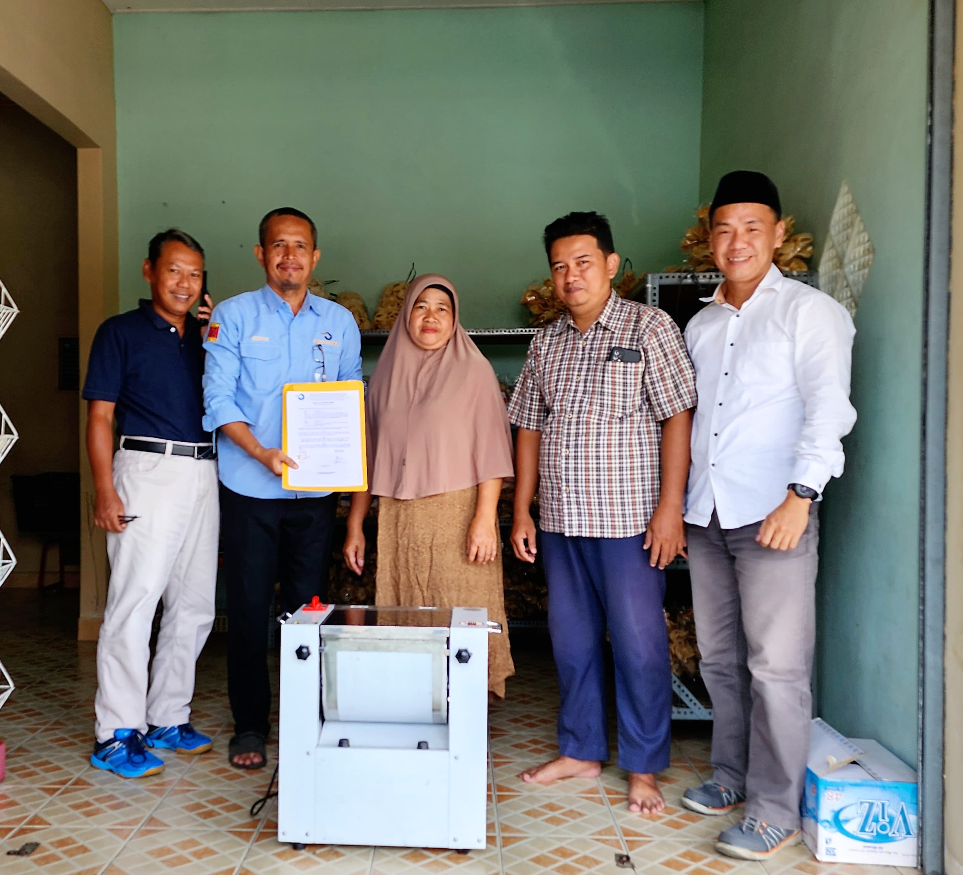Polman Negeri Babel Hadirkan Solusi Teknologi Tepat Guna untuk Usaha Oleh-Oleh Khas Belinyu
