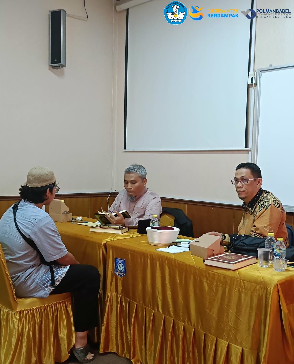 Not Only Tech-Savvy, Polman Negeri Babel Students Memorize 25 Juz of the Quran and Receive Scholarships
