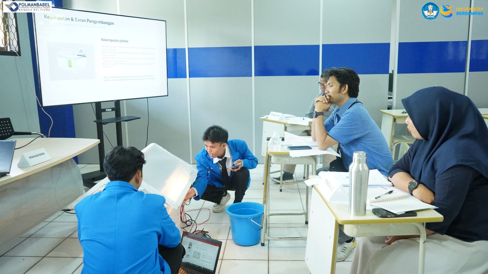 Applied Bachelor’s Students in Electronics Engineering at Polman Negeri Babel Showcase Various Technological Innovations at Final Project Presentations