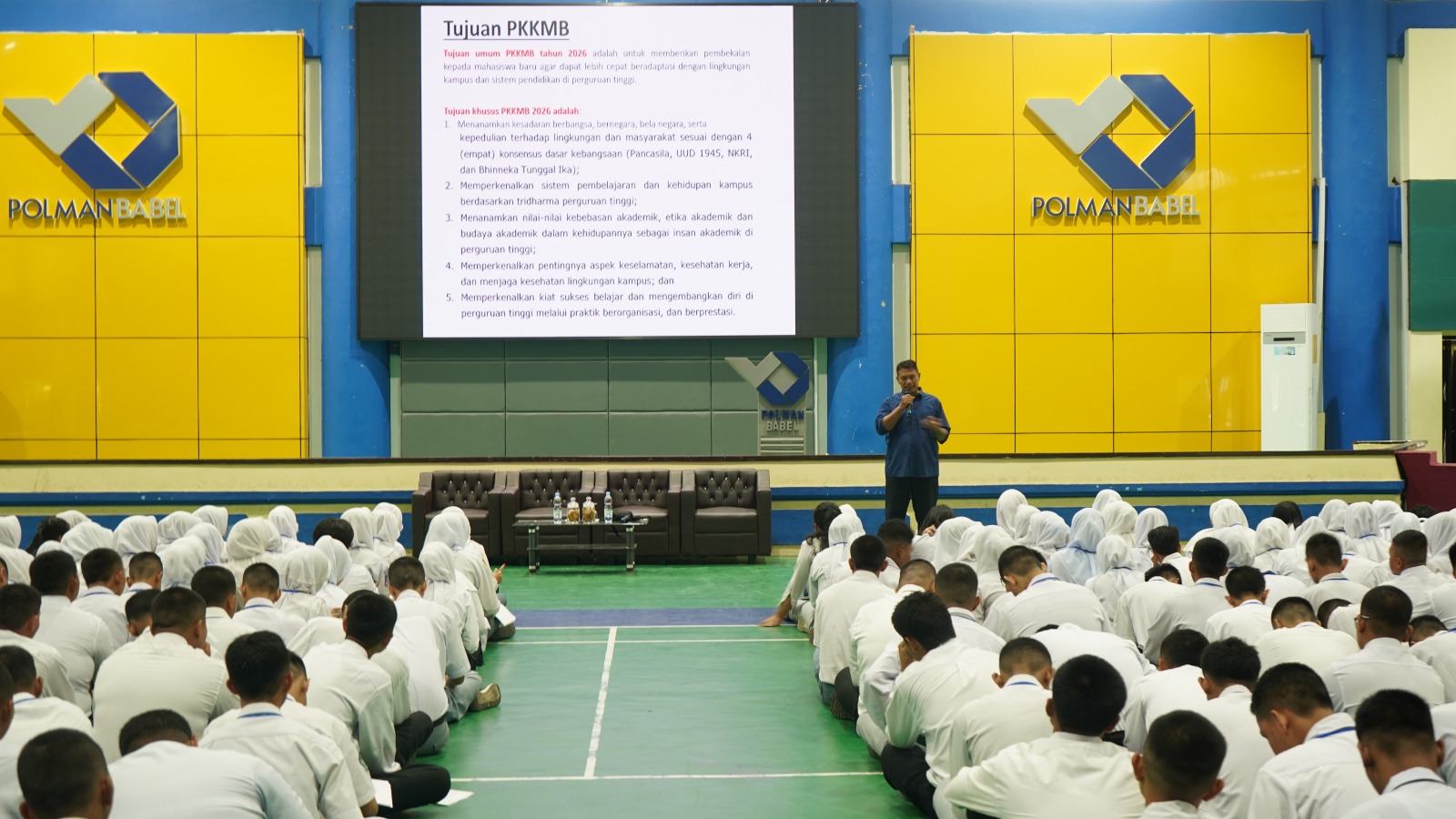 Bekali PPKMB Mahasiswa Baru, Pimpinan Polman Negeri Babel Paparkan Sistem Akademik, Kemahasiswaan, dan Tata Tertib Kampus