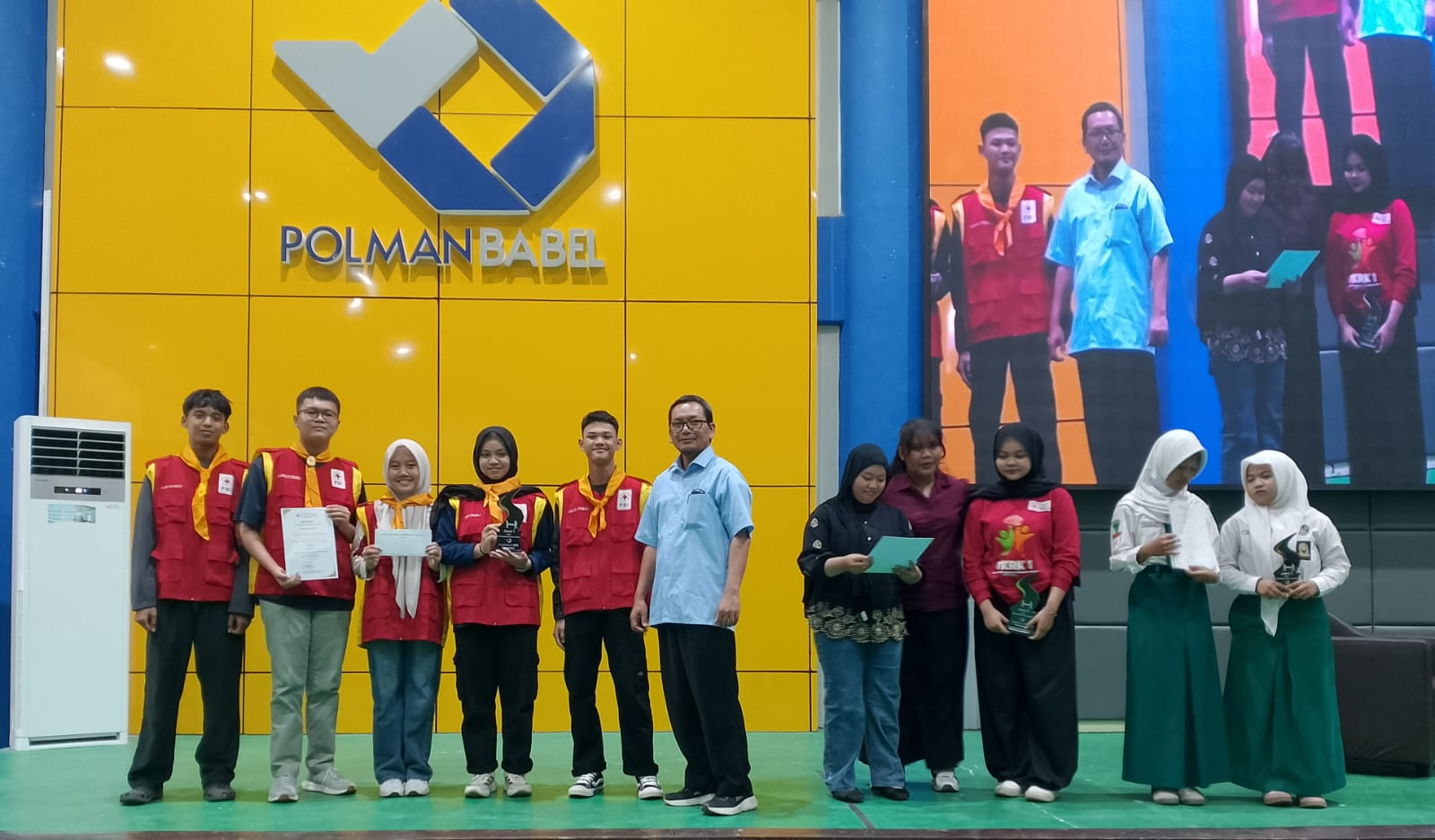 Students-e 2026 at Polman Negeri Babel Officially Concludes; Dozens of Achievements by Bangka Belitung Students Announced